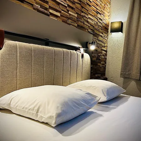 Tulip Hotel 3*